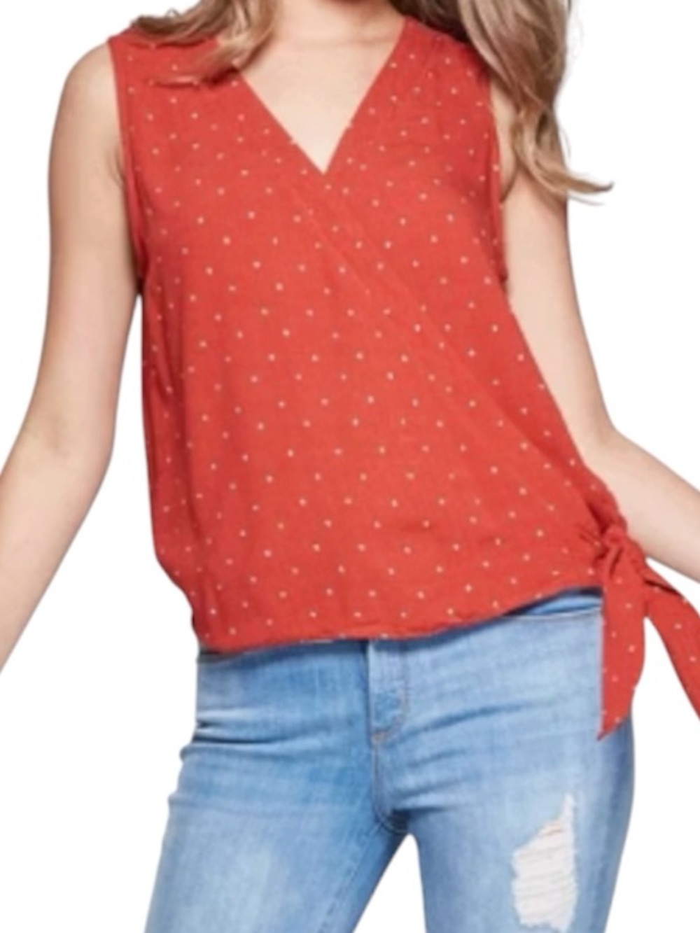 UNIVERSAL THREAD TOPS